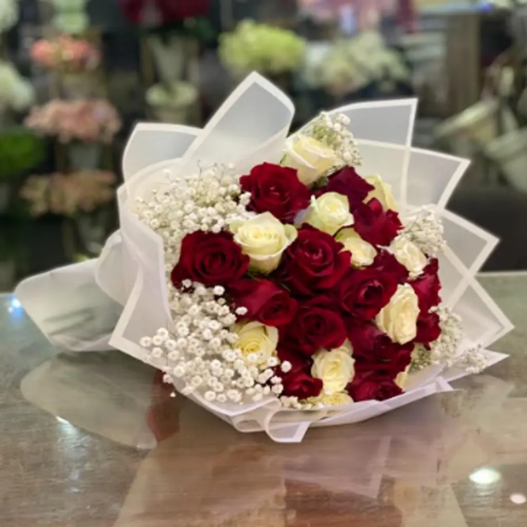 Red & White Rose Bouquet